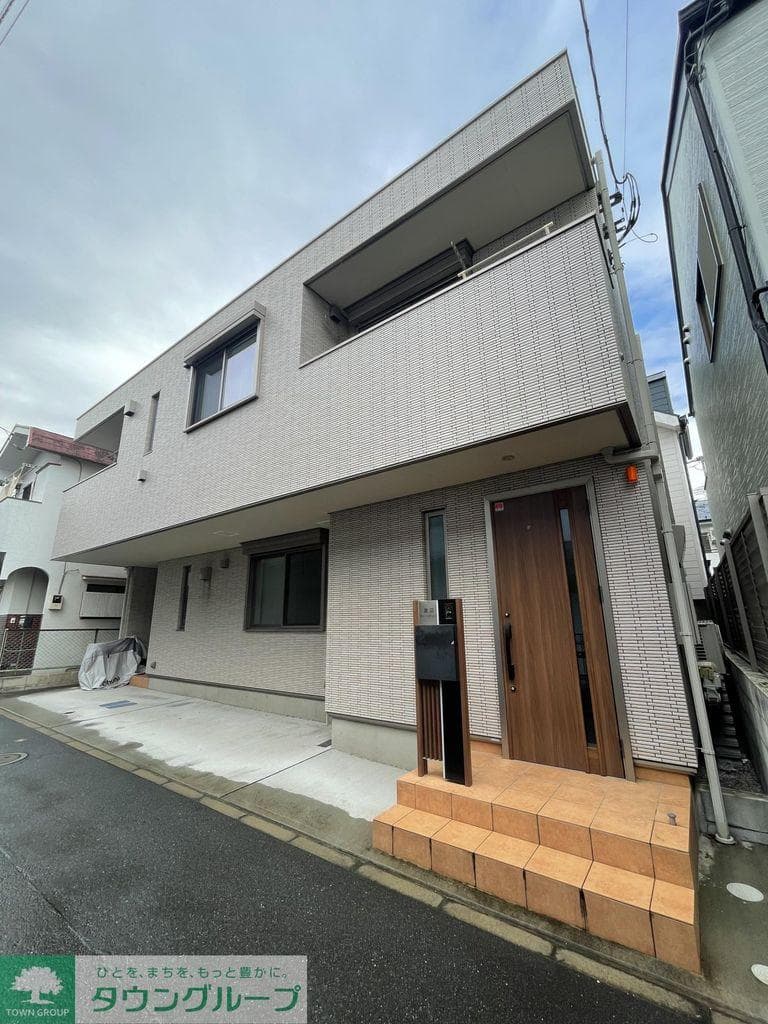 Room Image 505caa63-c986-445f-9c96-d8e2920b6485