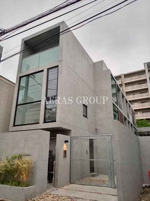 Room Image 63ef3182-3b06-4eca-b95a-dc9919894a1b