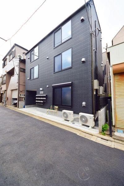 Room Image 15c2521e-4743-4153-83da-dfc3fa572c1f