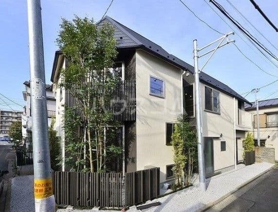 Room Image a6dc2adf-be8a-4743-ab16-22975405f71d