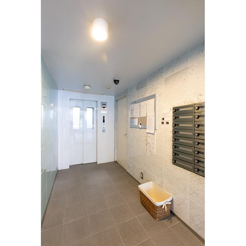 Room image 9