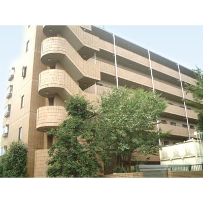 Main exterior of The Fifth Jubiya Building