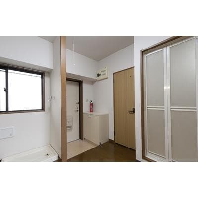Room image 9