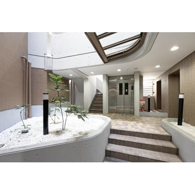 Room image 9