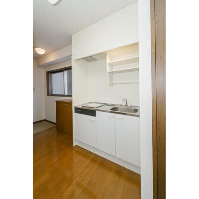 Room image 9