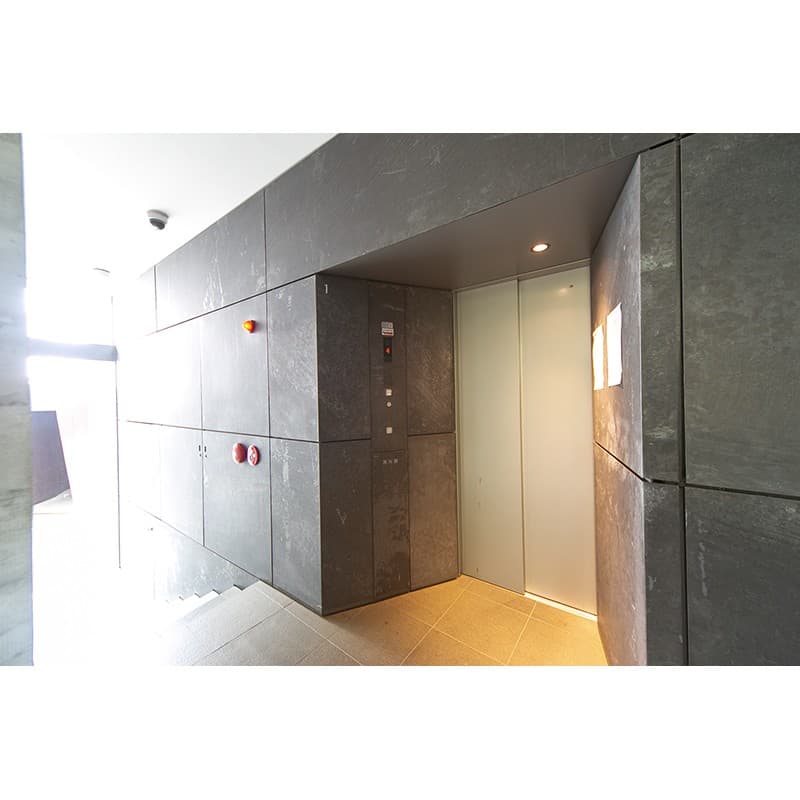 Room image 9