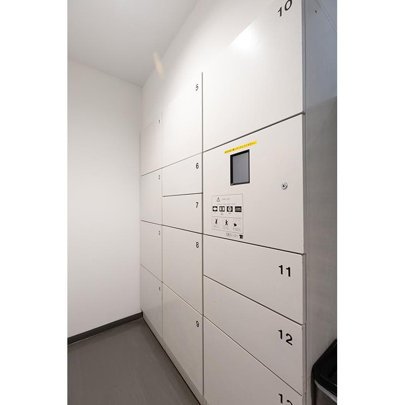 Room image 10