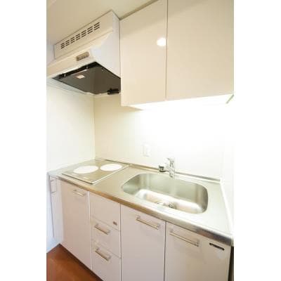 Room image 10