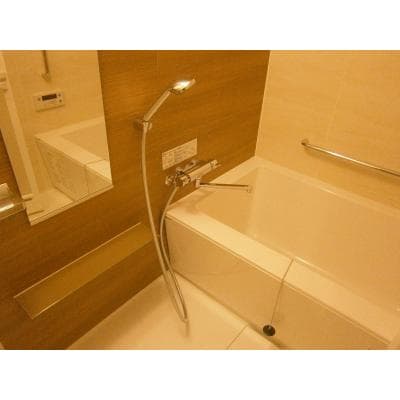 Room image 9