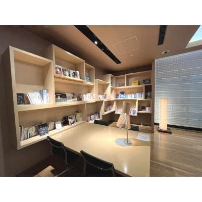 Room image 8