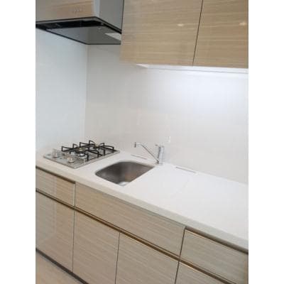 Room image 10