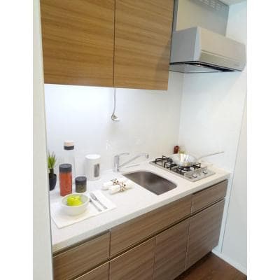 Room image 10