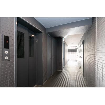 Room image 9