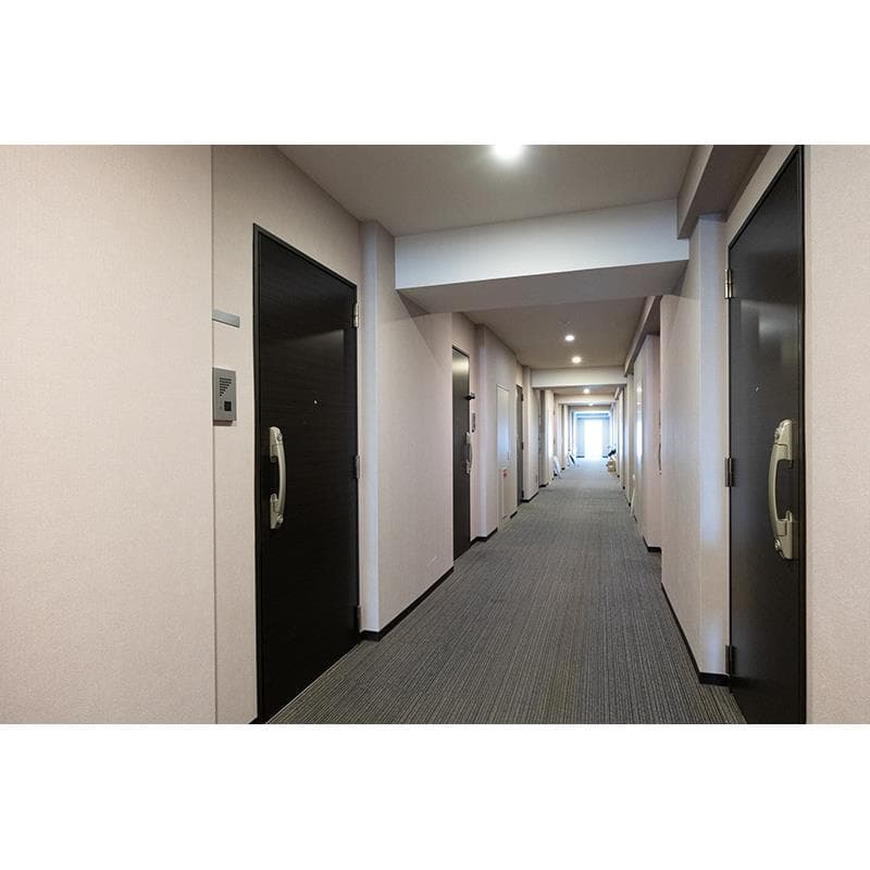 Room image 8