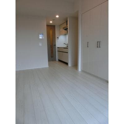 Room image 9