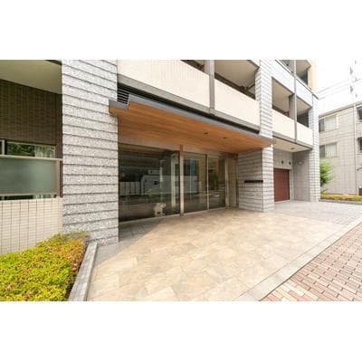 Room image 8