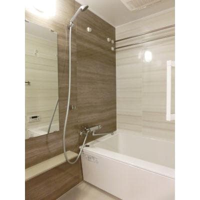Room image 9