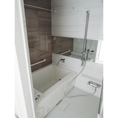 Room image 10