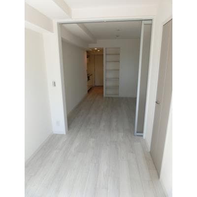 Room image 9