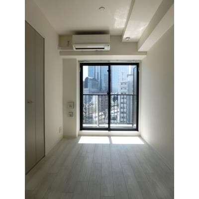 Room image 10