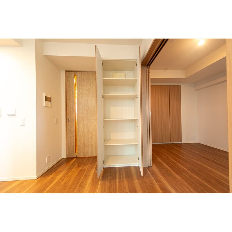Room image 9