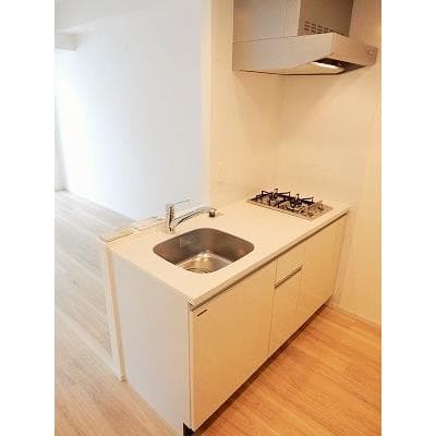 Room image 8