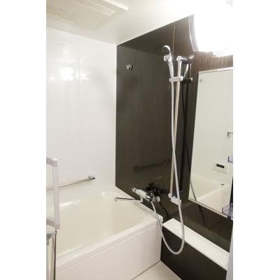 Room image 10