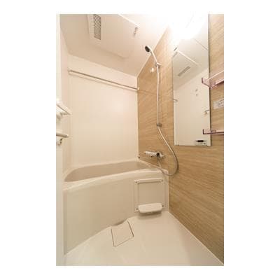 Room image 8