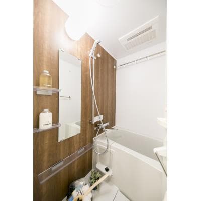 Room image 9