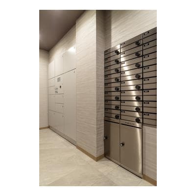 Room image 10