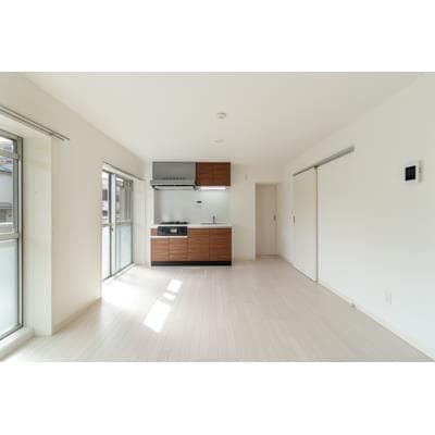 Room image 9