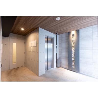 Room image 8