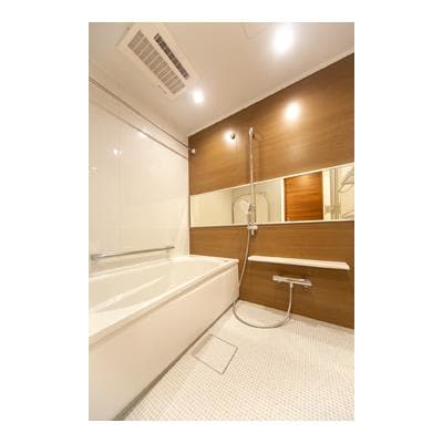 Room image 10