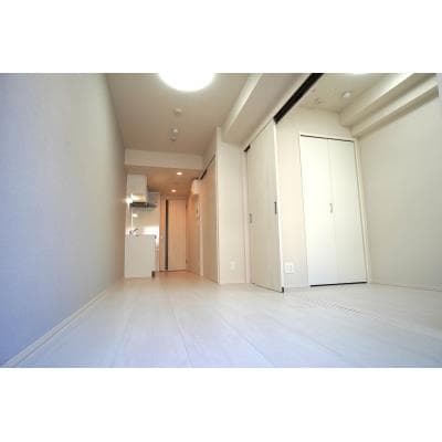 Room image 10