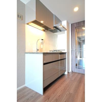 Room image 10