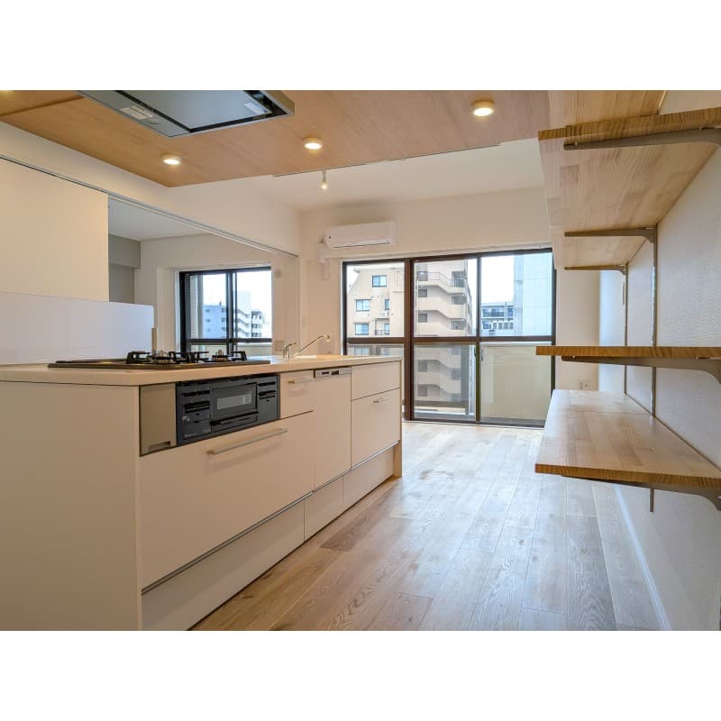 Room image 9
