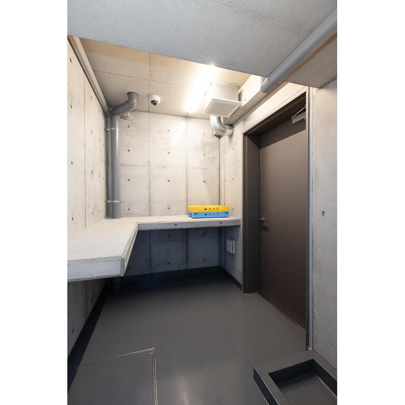 Room image 8