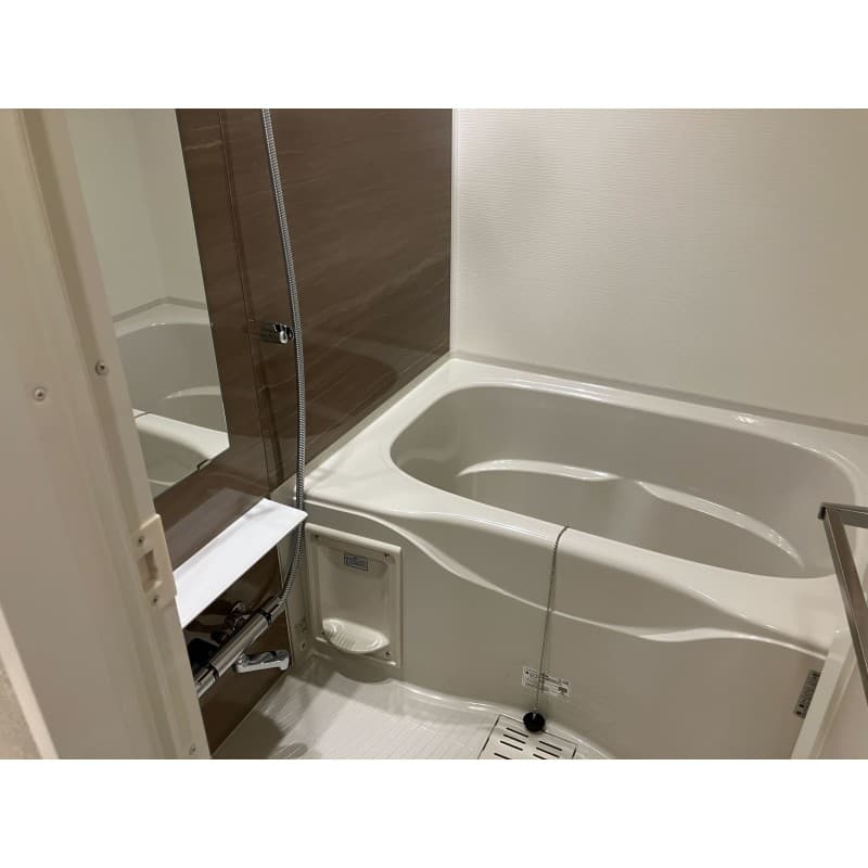 Room image 10