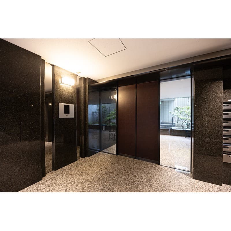Room image 8