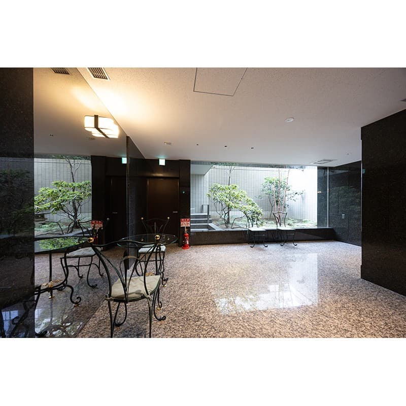 Room image 9