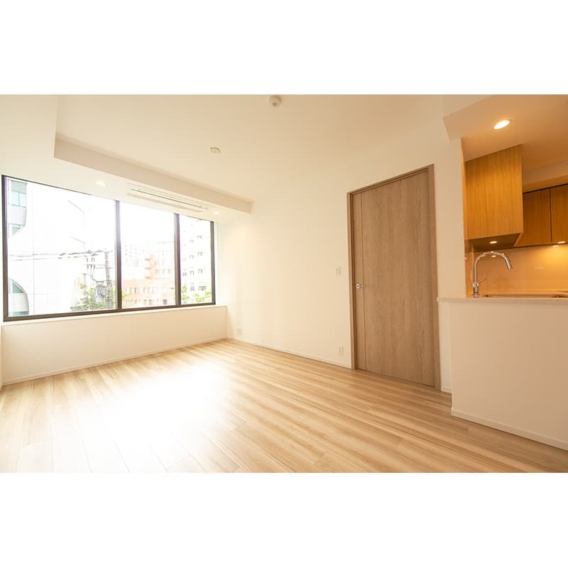 Room image 8