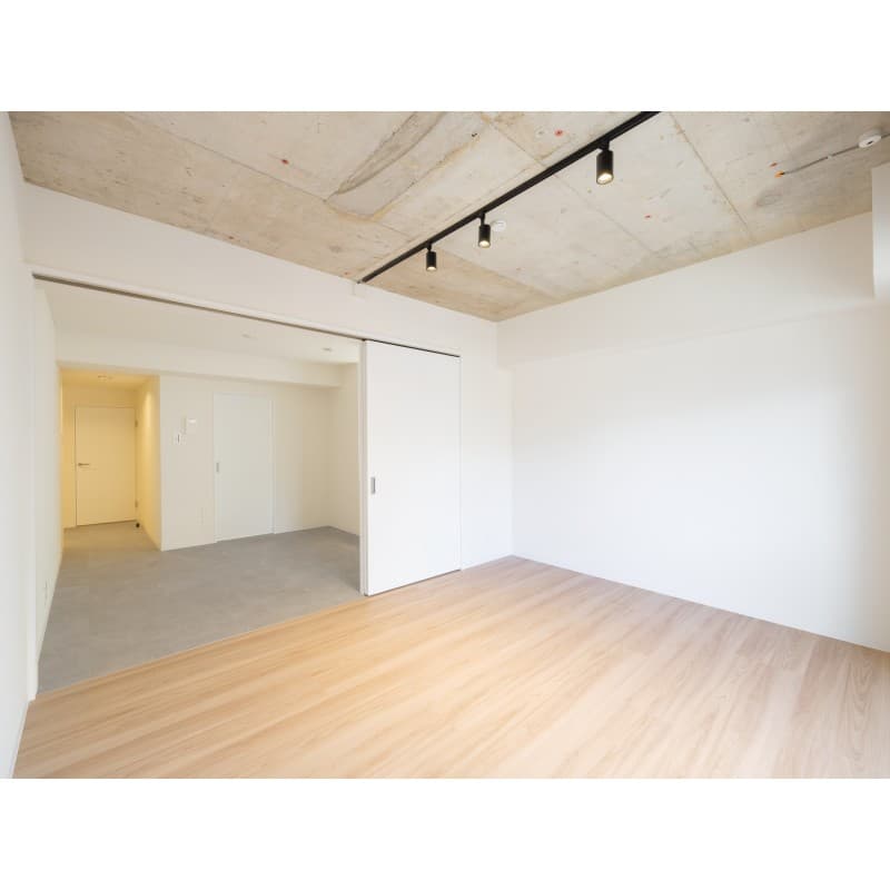 Room image 9