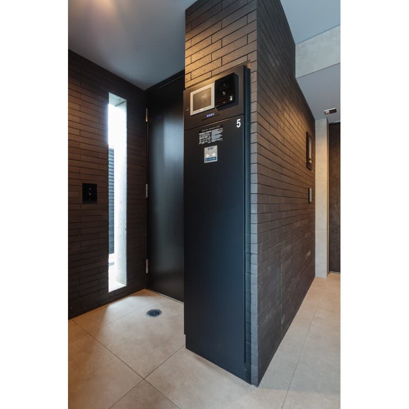 Room image 10