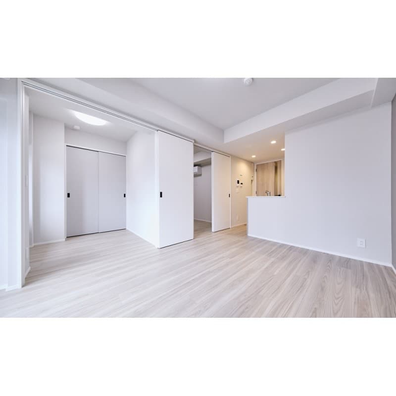 Room image 9