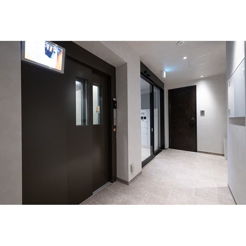 Room image 8