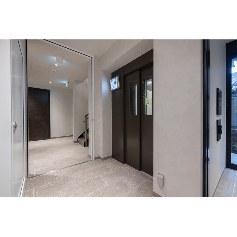 Room image 9