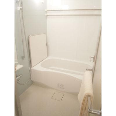 Room image 9