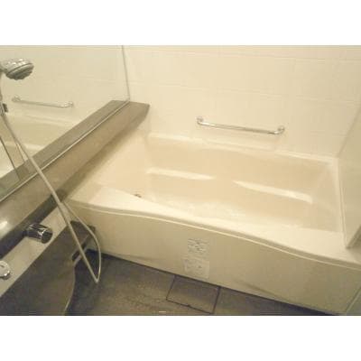 Room image 9