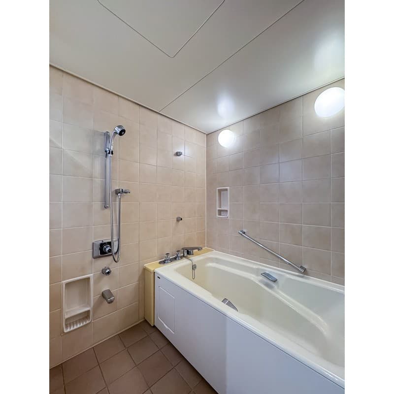 Room image 10