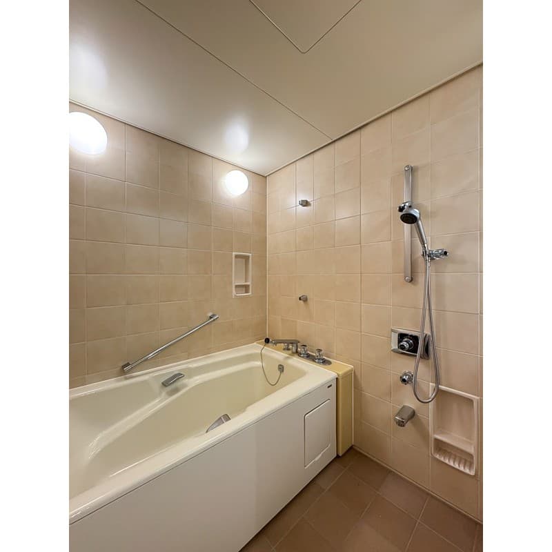 Room image 10